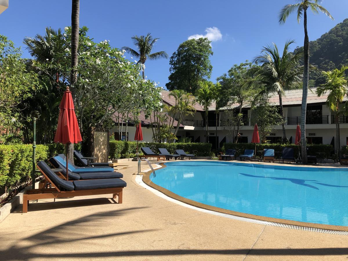 Bamboo Beach Hotel & Spa Patong Eksteriør billede
