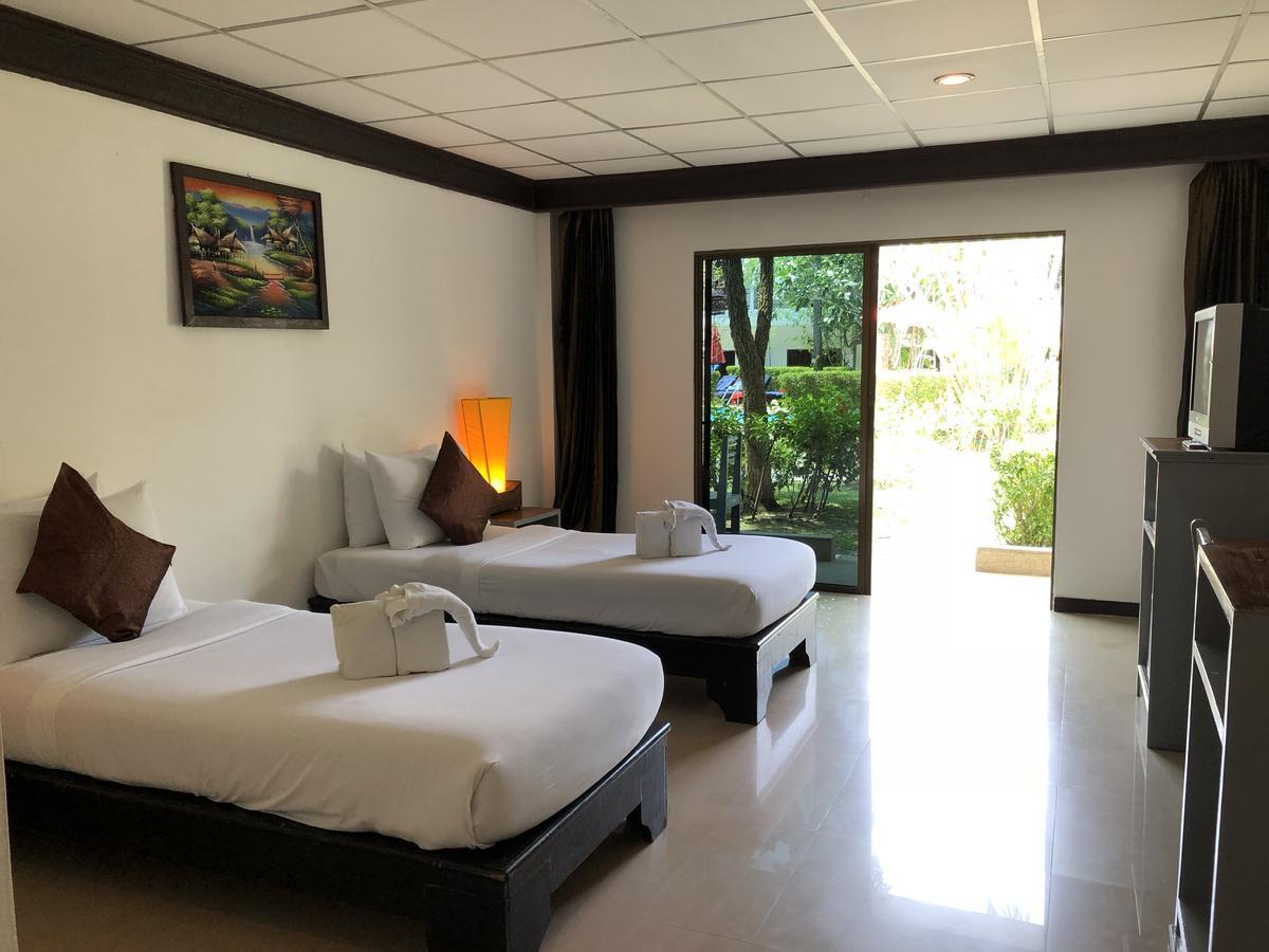 Bamboo Beach Hotel & Spa Patong Eksteriør billede